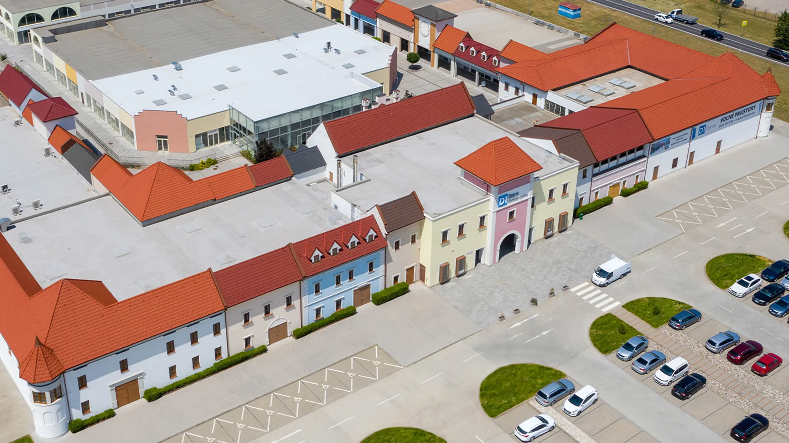 Komerčný projekt D1 Expo Business Centrum – letecký pohľad na administratívny a obchodný komplex