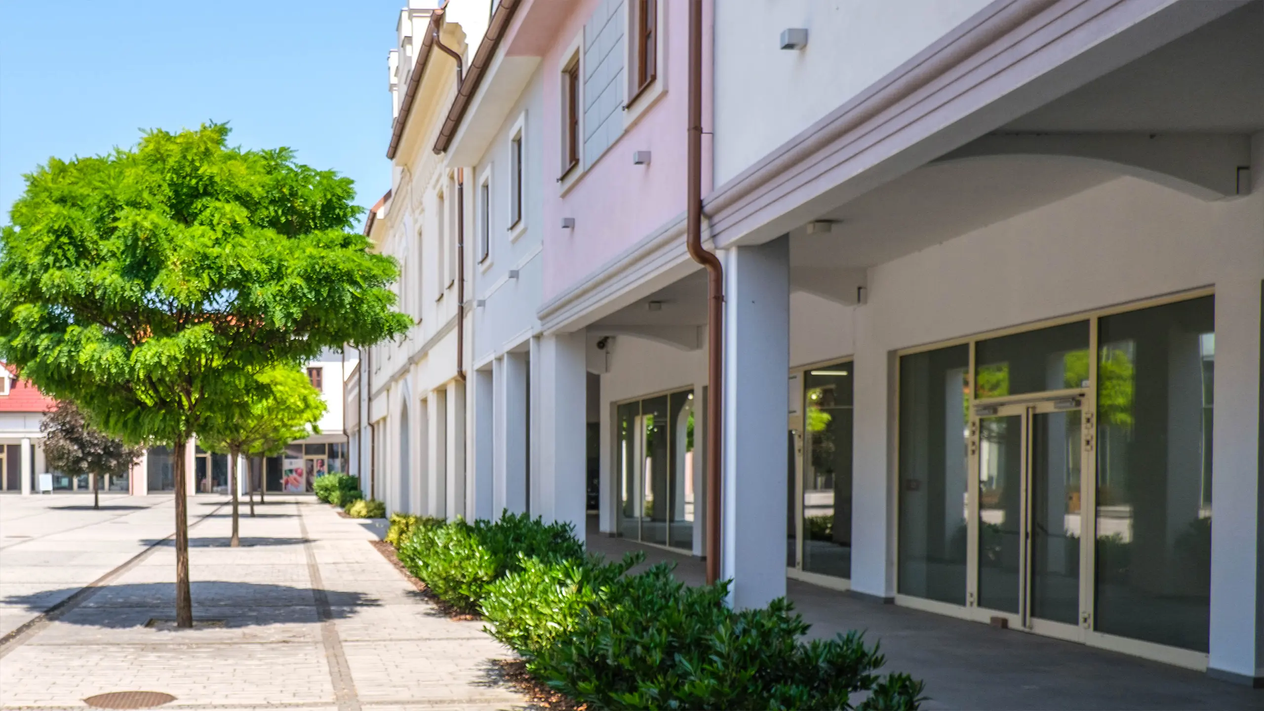 Commercial Project D1 Expo Business Center – retail premises within a modern complex - obrázok 5