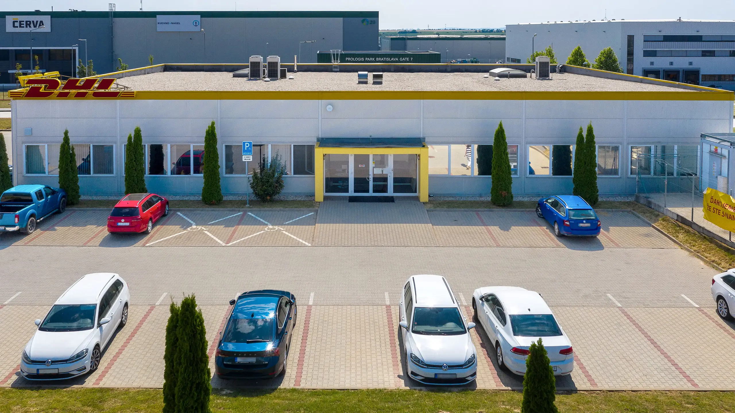 Commercial Project D1 Park 1 – main entrance to the office building - obrázok 2