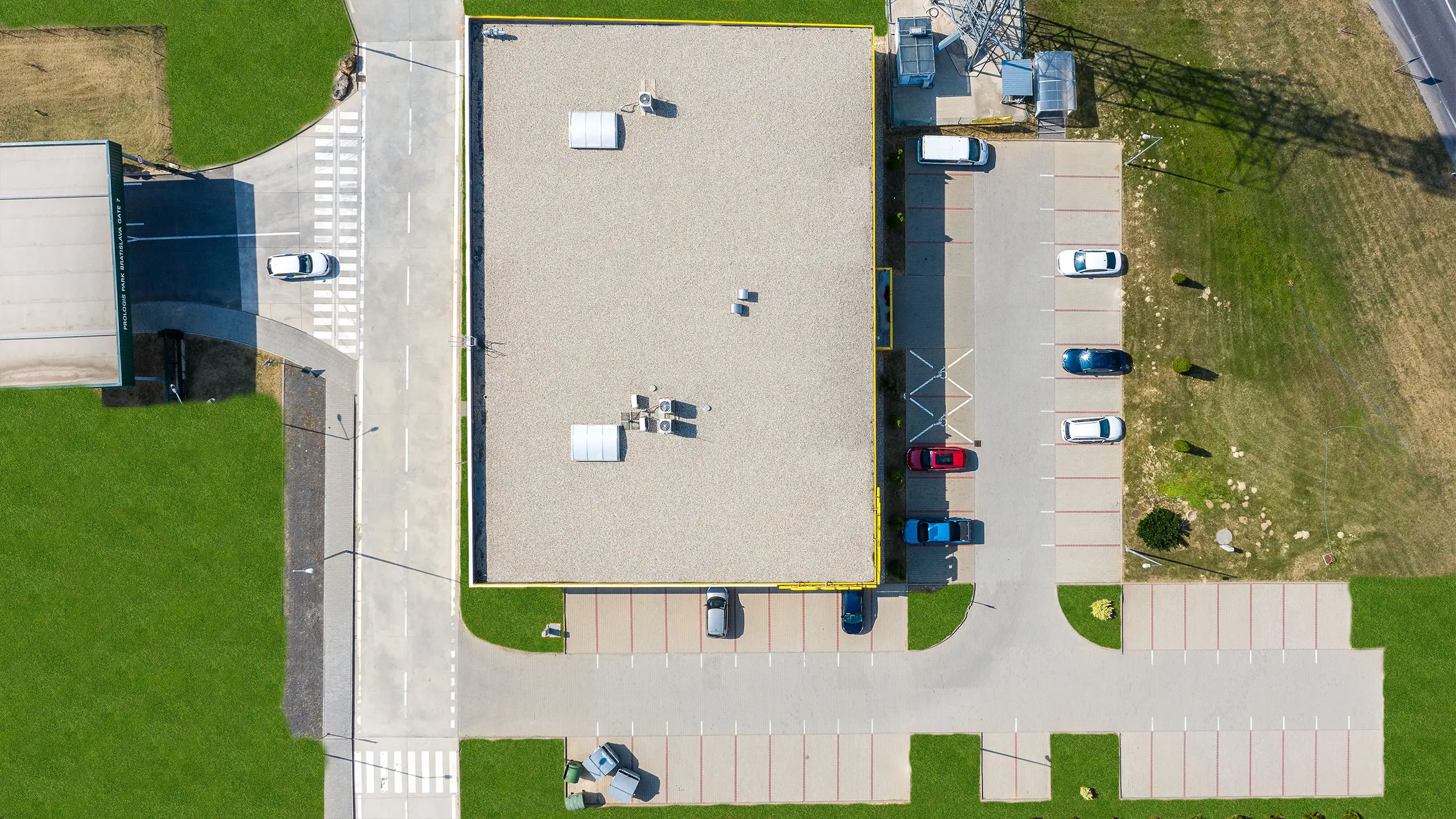 Commercial Project D1 Park 1 – aerial view of the office facility - obrázok 4