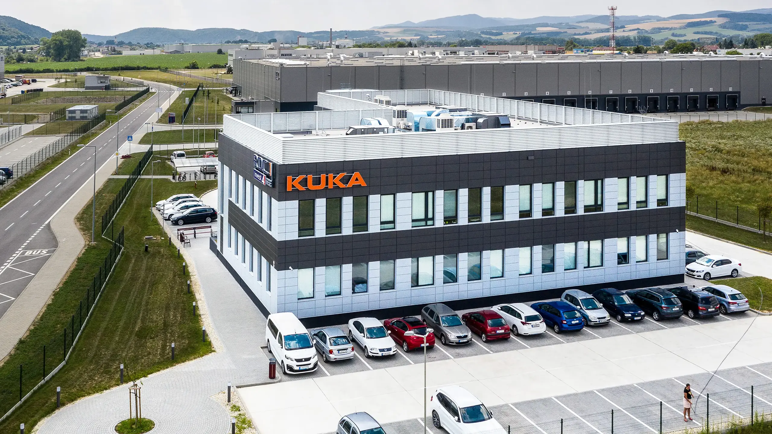 Priemyselný projekt Dubnica 3 – moderné kancelárske priestory v logistickom areáli - obrázok 2