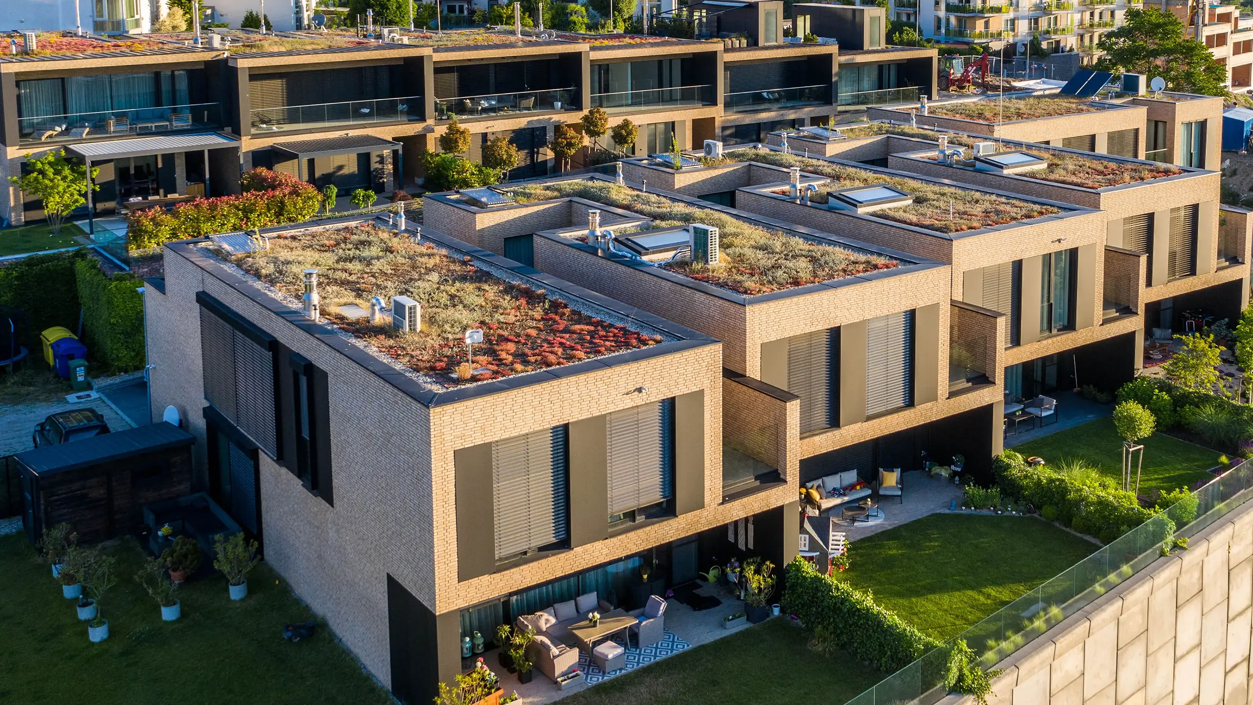 Rezidenčný projekt Eleven Housing – rodinné domy s terasami a súkromnými záhradami - obrázok 3