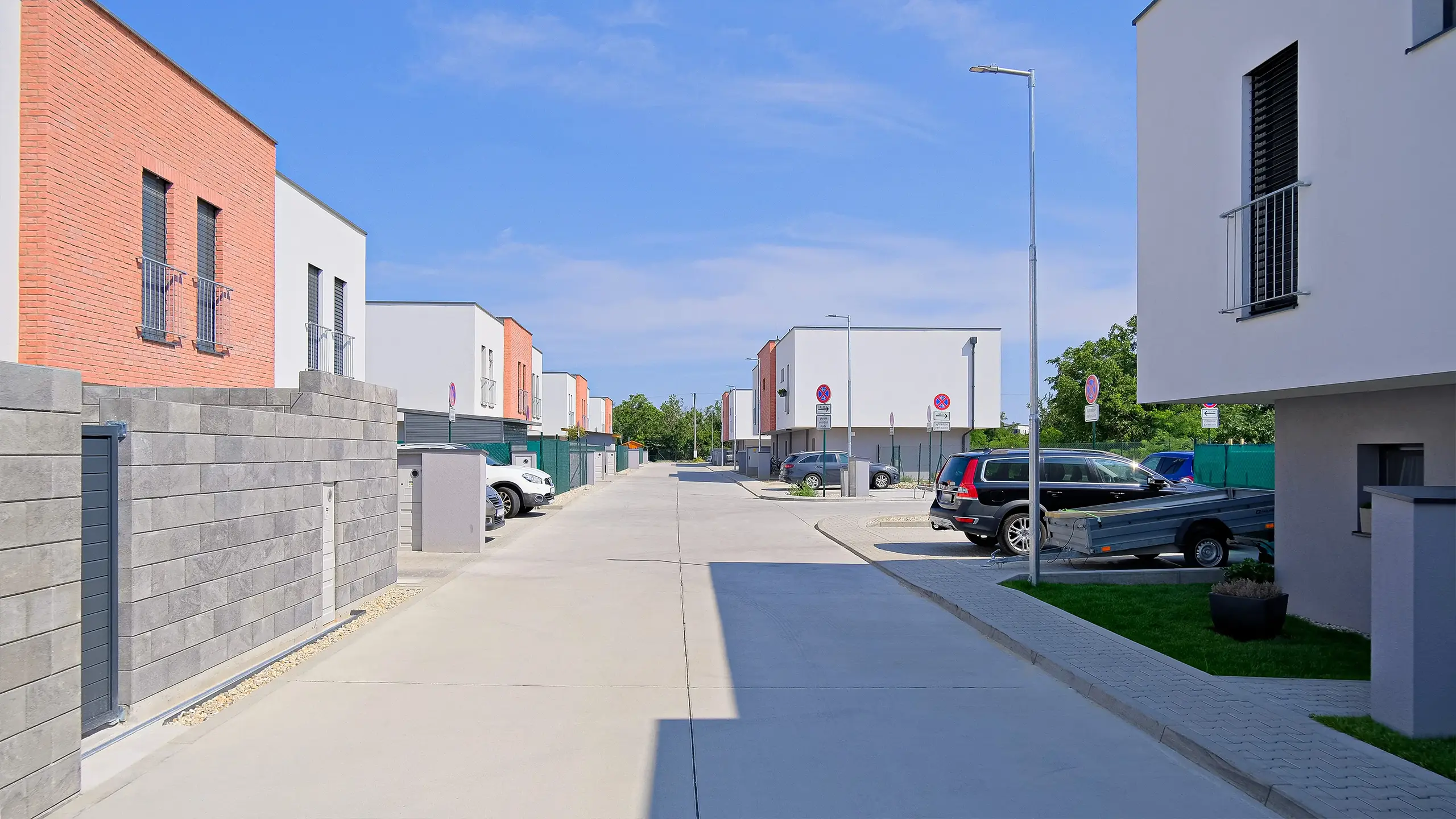 Residential Project Julianin dvor – residential neighborhood with private parking spaces - obrázok 5