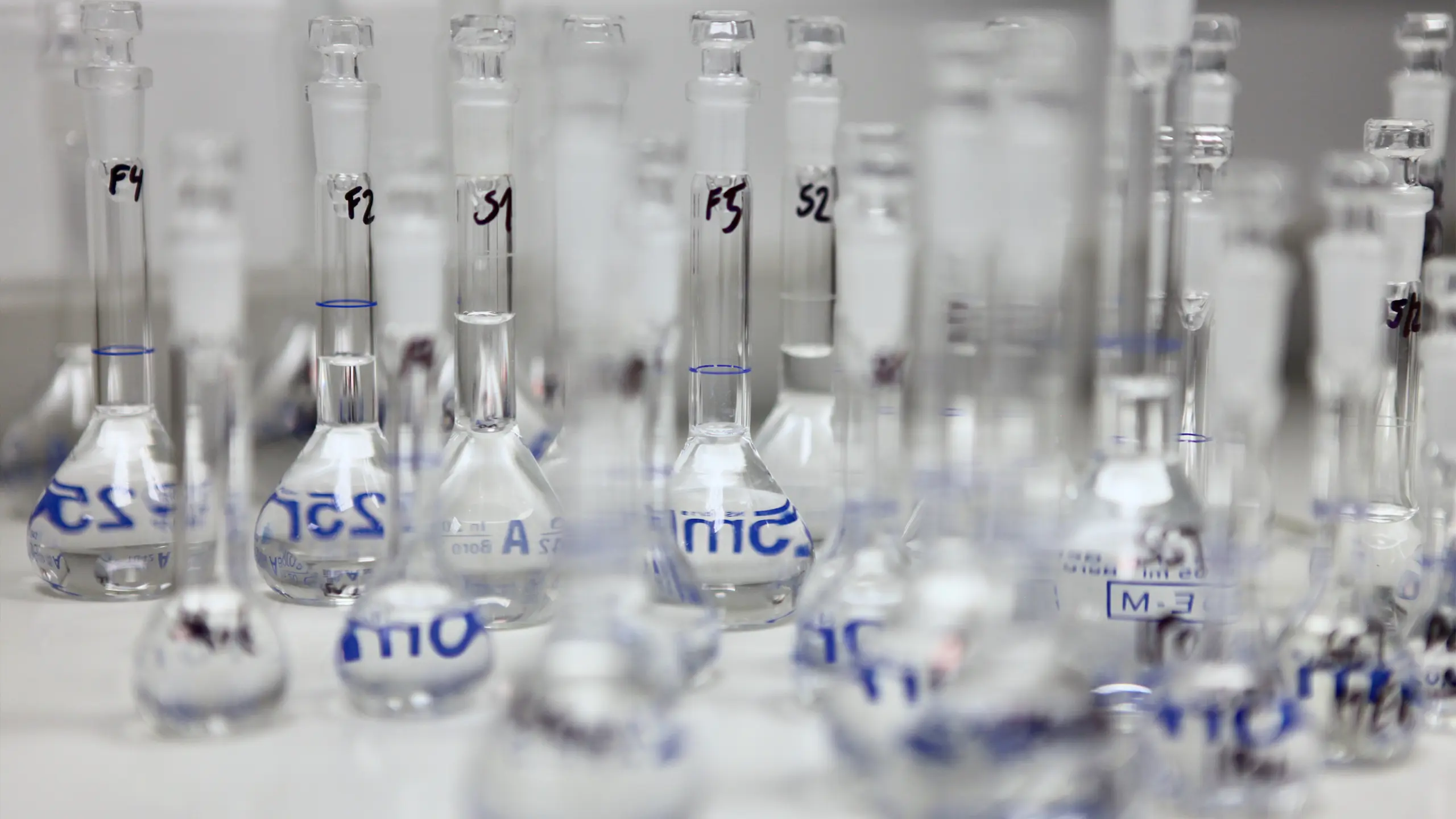 Private Equity Project Mikrochem – laboratory equipment prepared for production - obrázok 10