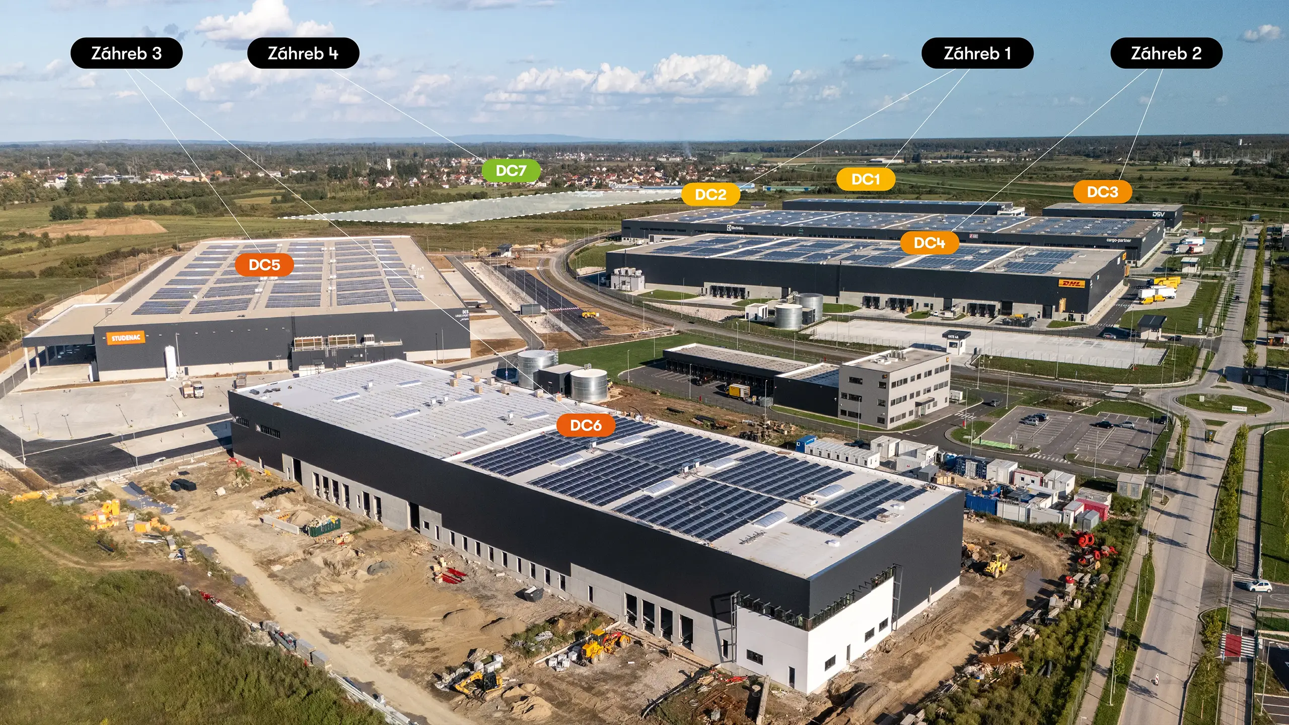 Priemyselný projekt Záhreb 2 – letecký pohľad na druhú etapu logistického parku v Záhrebe a jej prepojenie s ďalšími etapami rozvoja územia. Fotografia zachytáva moderné skladové a distribučné centrá, rozsiahlu dopravnú infraštruktúru a logistické plochy najvyššieho štandardu, ktoré vytvárajú významný logistický uzol v regióne. - obrázok 4