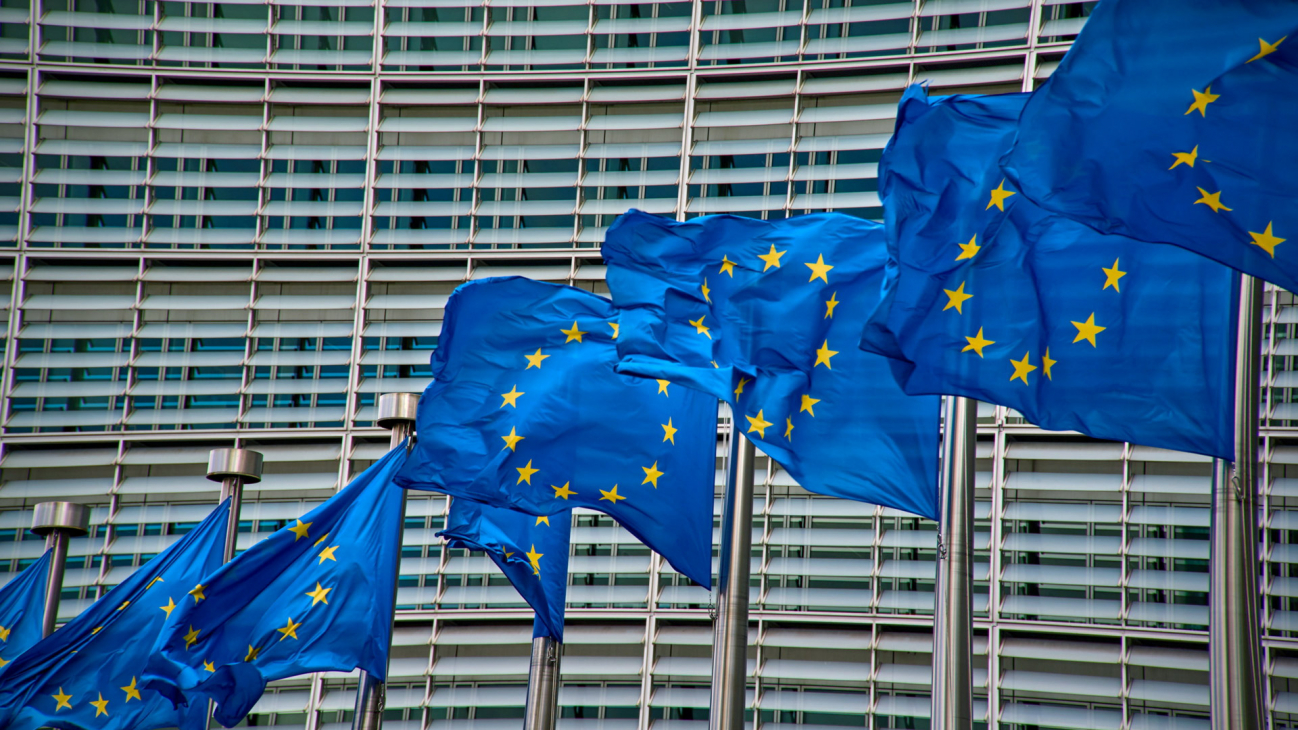 EK predstavila revolučný plán na oživenie európskeho hospodárstva. Trhy ho privítali.